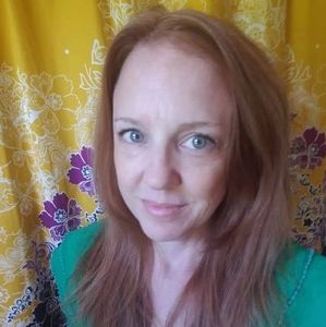 Meet your Posher, Angie